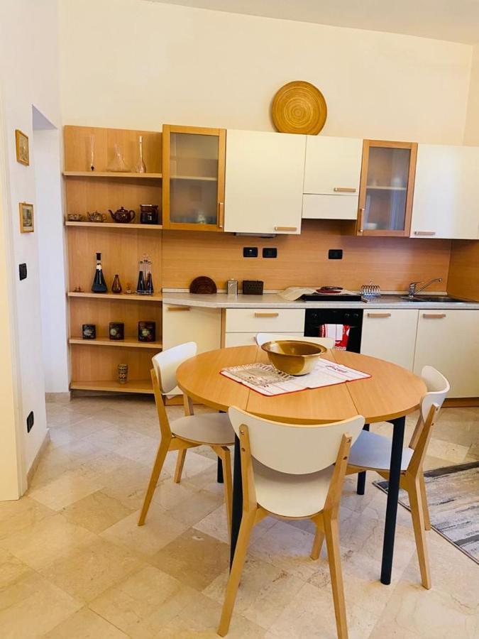 Veba Ferrara Centro Appartement Buitenkant foto