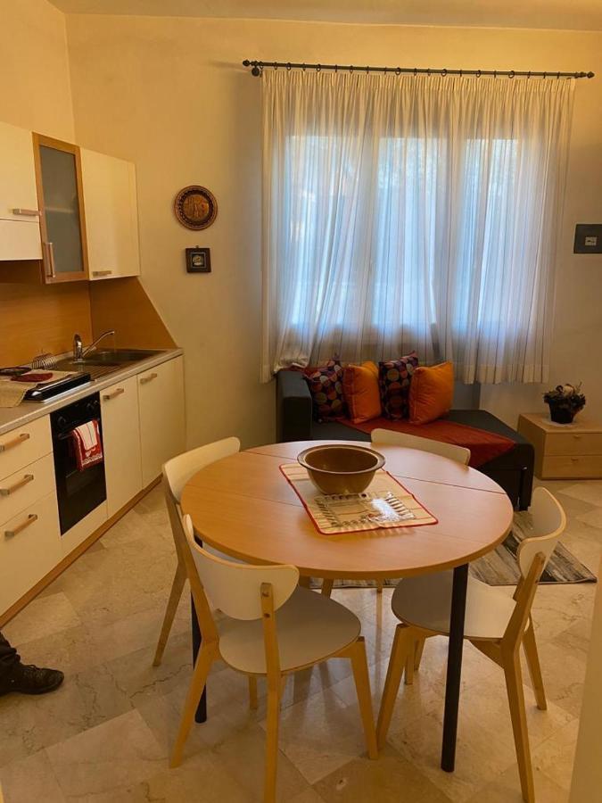 Veba Ferrara Centro Appartement Buitenkant foto