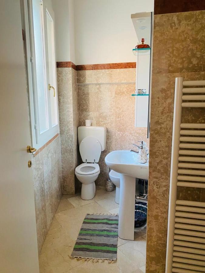 Veba Ferrara Centro Appartement Buitenkant foto